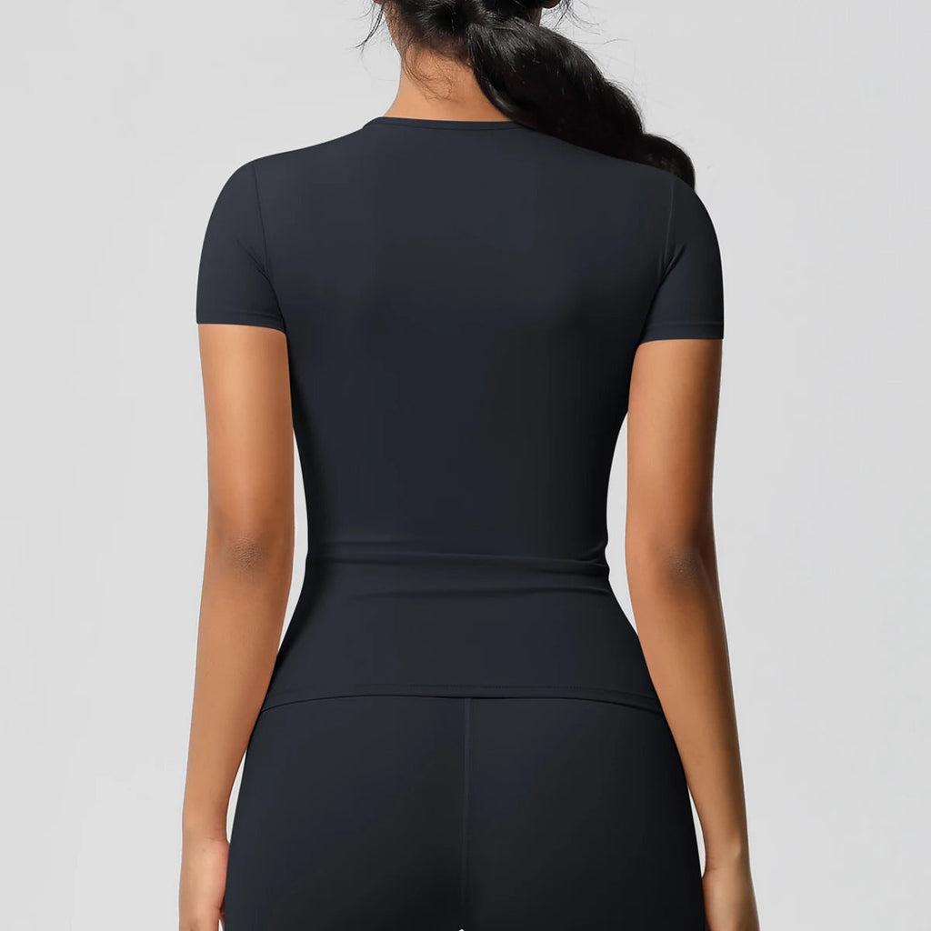 Classic Shape Tee by Vivacuerpo — imagen 4