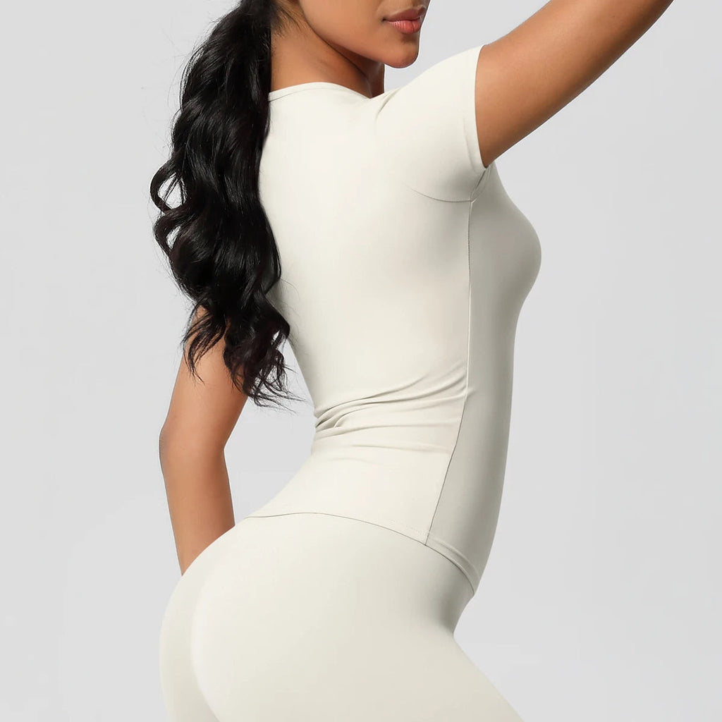 Classic Shape Tee by Vivacuerpo — imagen 5